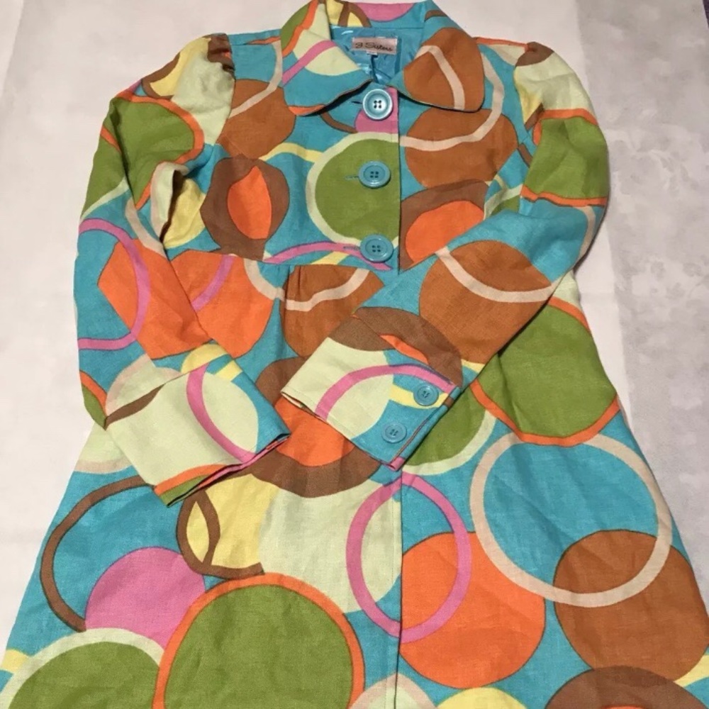 3 sisters xs geometric circles grovy coat